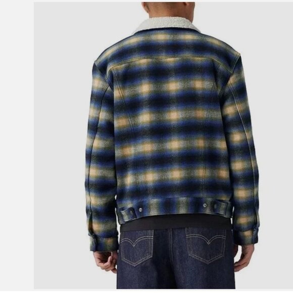 Levi's Mens Size Large Standard Twill Sherpa Trucker Jacket Blue Plaid Wool/Poly - Picture 8 of 8